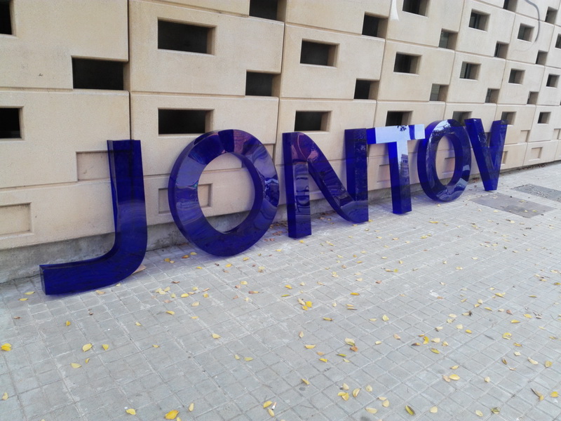 letra corporea metacrilato traslucido azul alt 96.5 1u